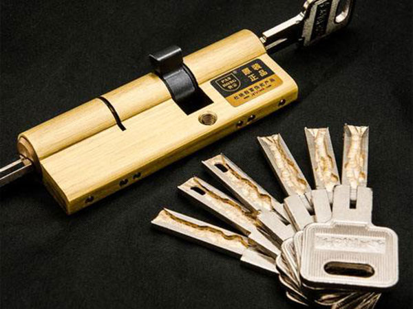 白塔24小时上门开锁公司